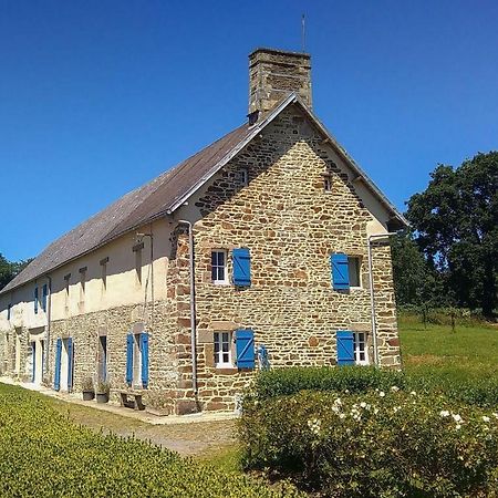 Roncey Le Douitel Bed & Breakfast エクステリア 写真