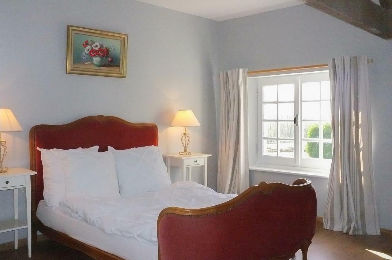 Roncey Le Douitel Bed & Breakfast エクステリア 写真